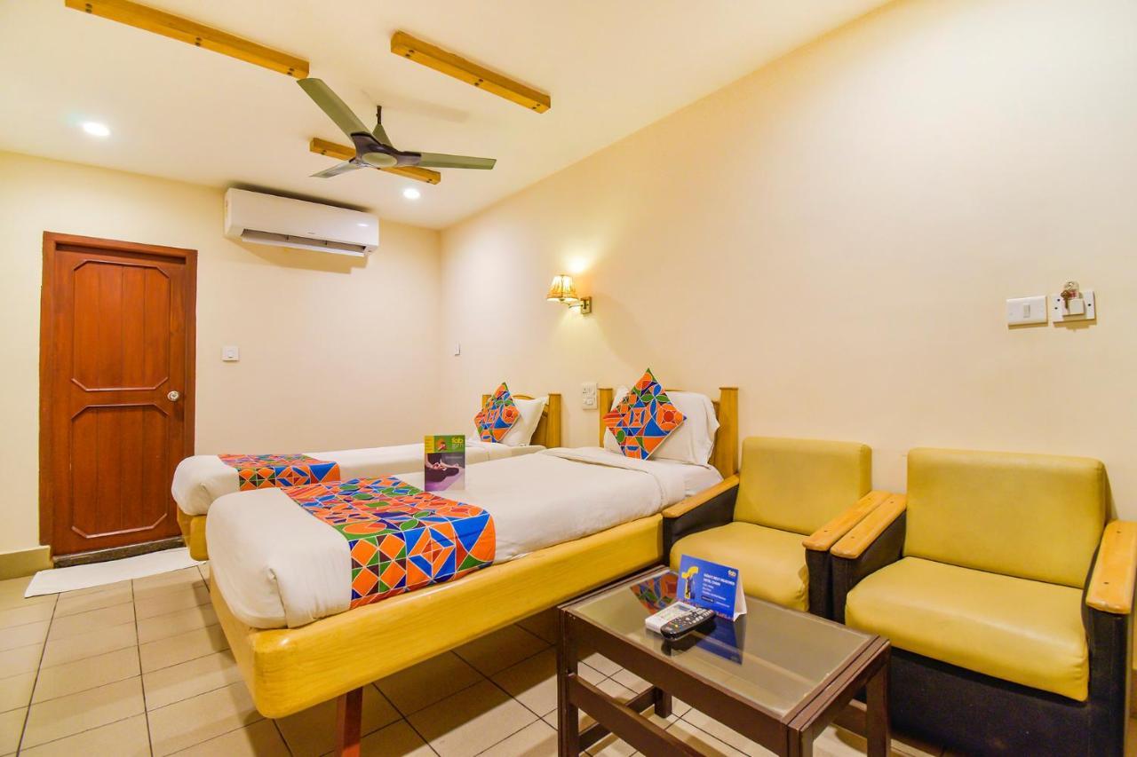 ויסאקפאטנם Fabhotel Kinnera Comforts Railway Station מראה חיצוני תמונה