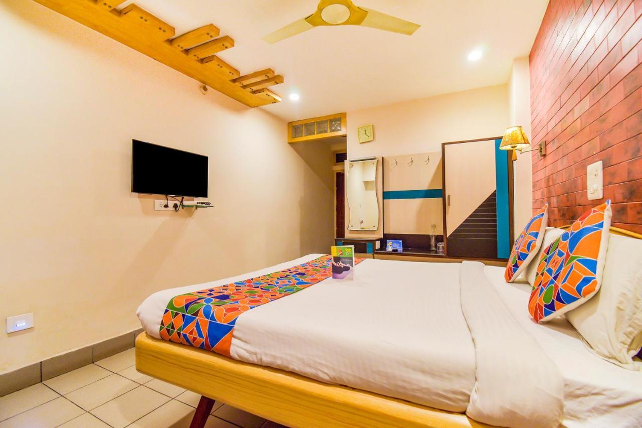 ויסאקפאטנם Fabhotel Kinnera Comforts Railway Station מראה חיצוני תמונה