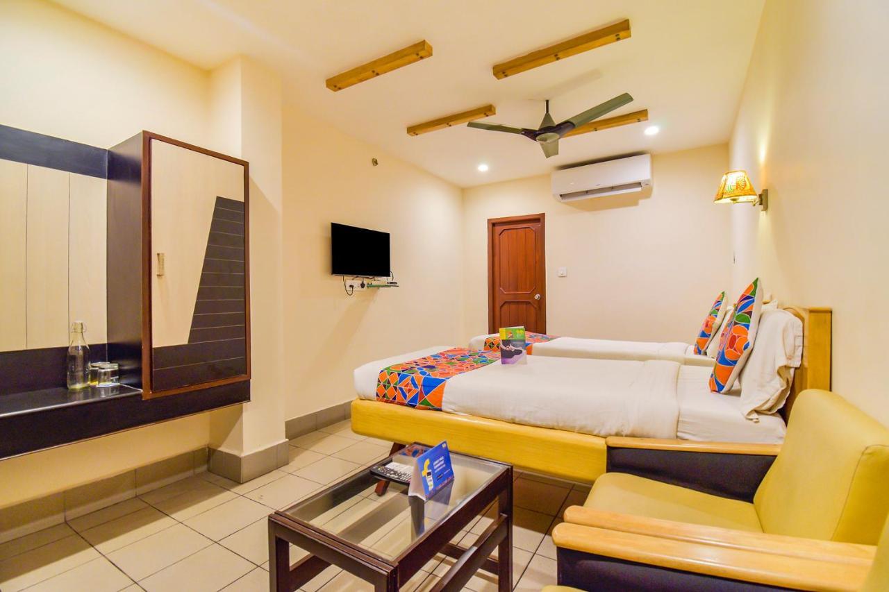 ויסאקפאטנם Fabhotel Kinnera Comforts Railway Station מראה חיצוני תמונה