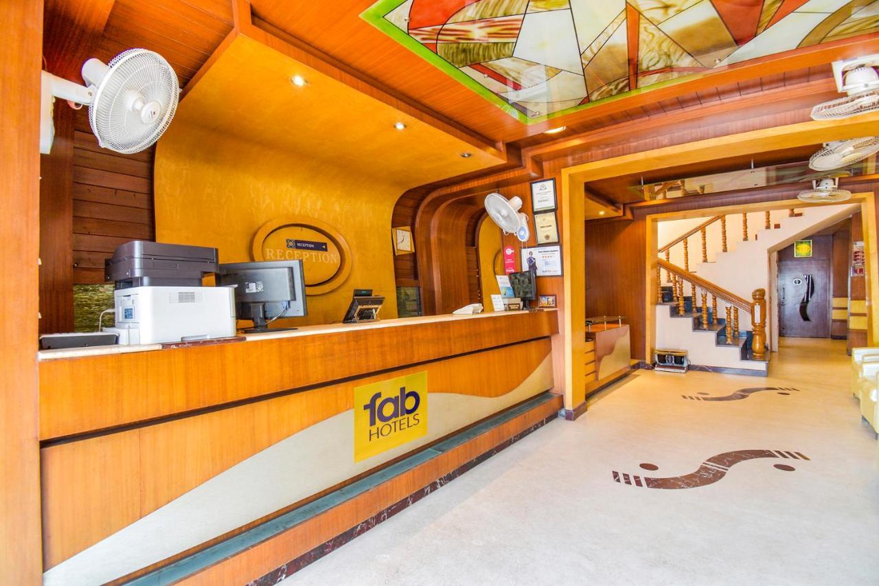ויסאקפאטנם Fabhotel Kinnera Comforts Railway Station מראה חיצוני תמונה